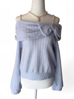 Baby Blue Japanese Brand Bow Sweater size XS/S